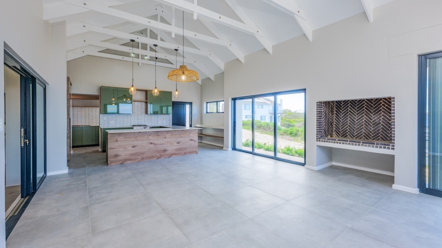 3 Bedroom Property for Sale in Suiderstrand Western Cape